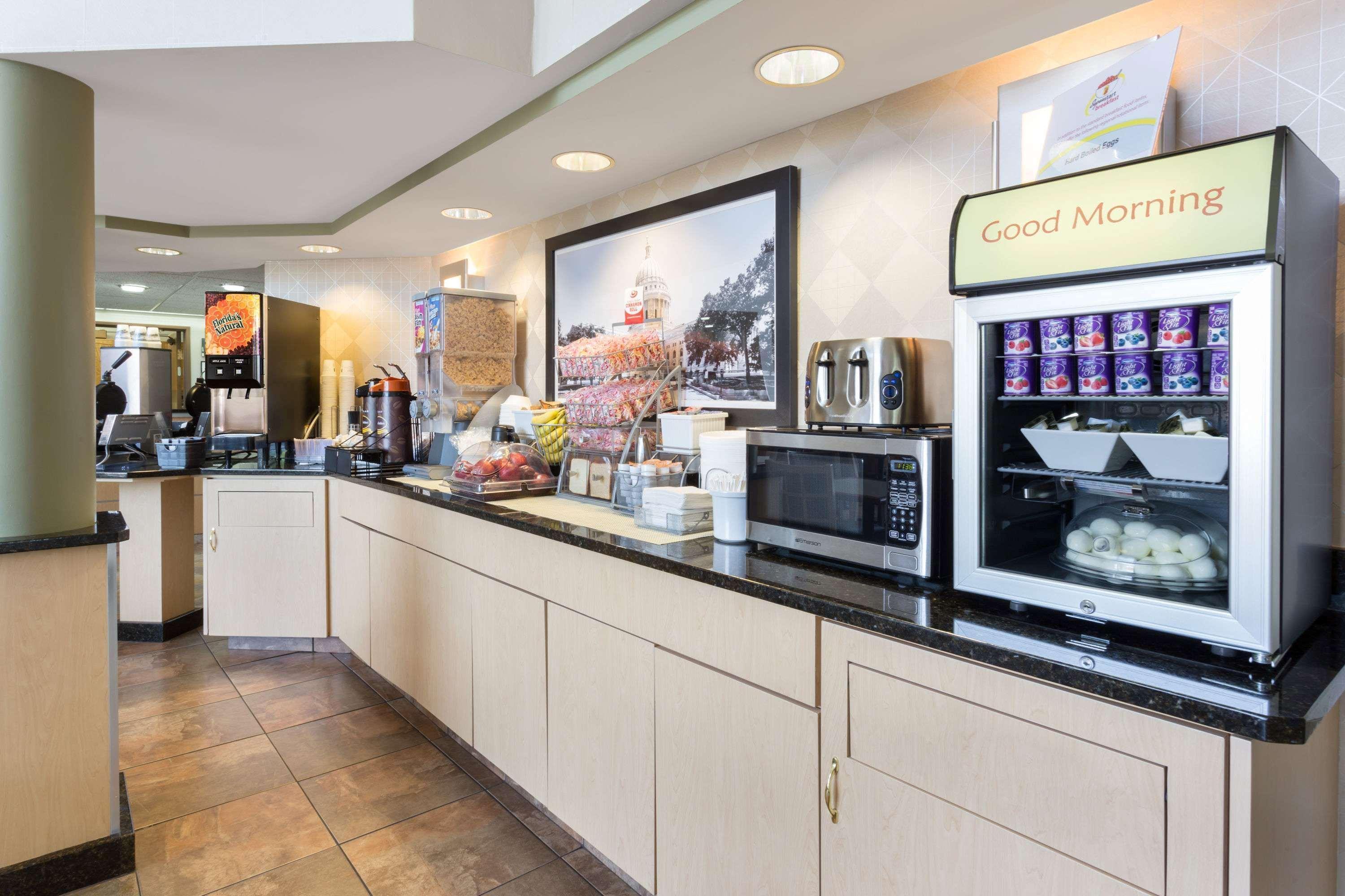Motel Super 8 By Wyndham South 3*
