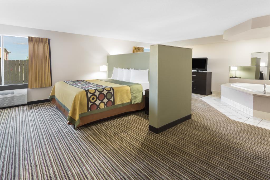 Motel Super 8 By Wyndham South 3*