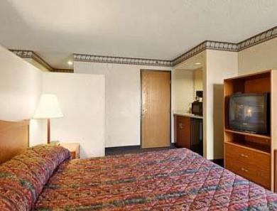 Super 8 By Wyndham South Motel Madison