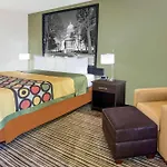 Super 8 By Wyndham Madison South