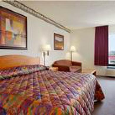 Motel Super 8 By Wyndham South